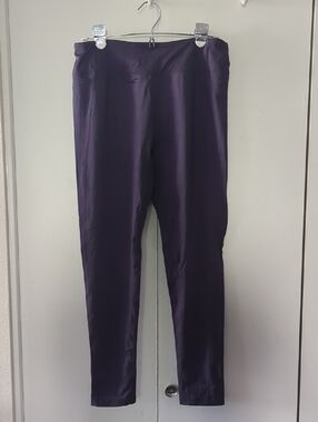 *Virus Purple Leggings with Pink Accent Nails